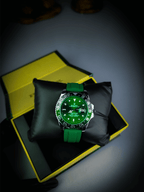 𝐙𝐚𝐲𝐫𝐨𝐧 𝐄𝐦𝐞𝐫𝐚𝐥𝐝 𝐃𝐢𝐯𝐞