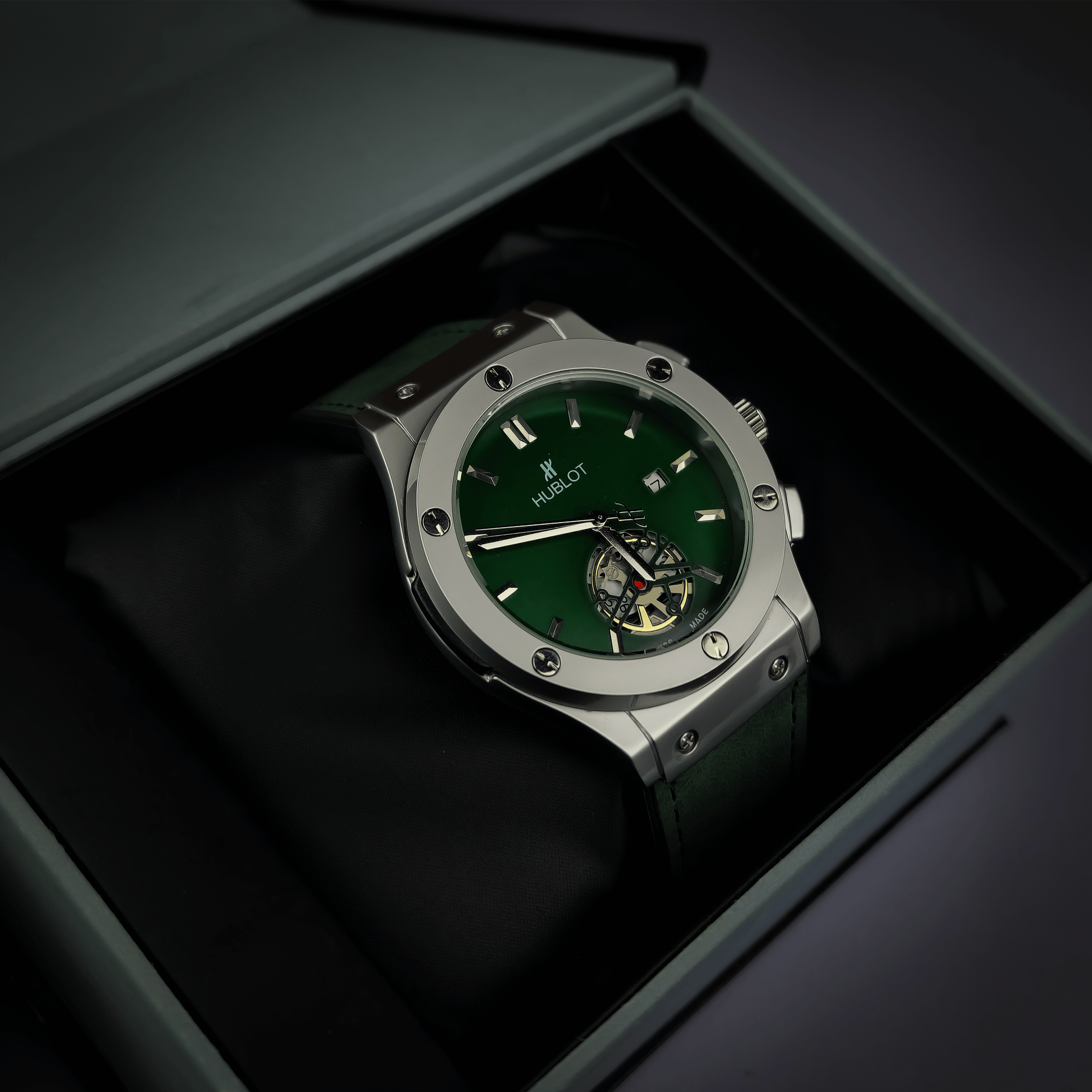 𝐙𝐀𝐘𝐑𝐎𝐍 𝐄𝐦𝐞𝐫𝐚𝐥𝐝 𝐆𝐑